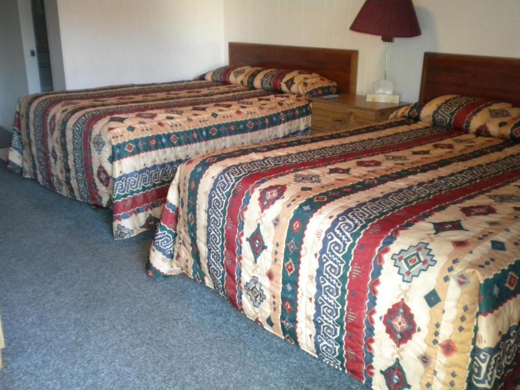 Holiday House Motel Penticton Szoba fotó