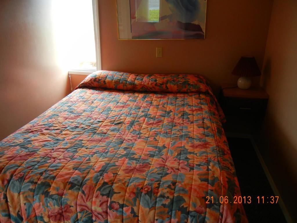 Holiday House Motel Penticton Szoba fotó