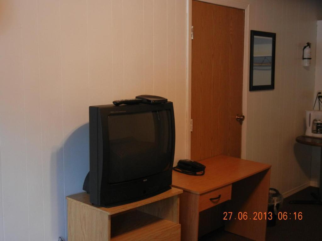 Holiday House Motel Penticton Szoba fotó